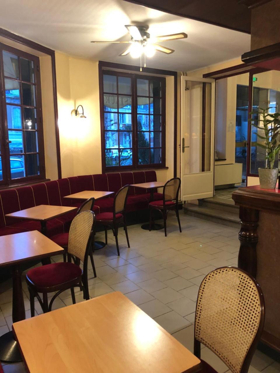 Hotel De Paris Шатель-Гийон Экстерьер фото